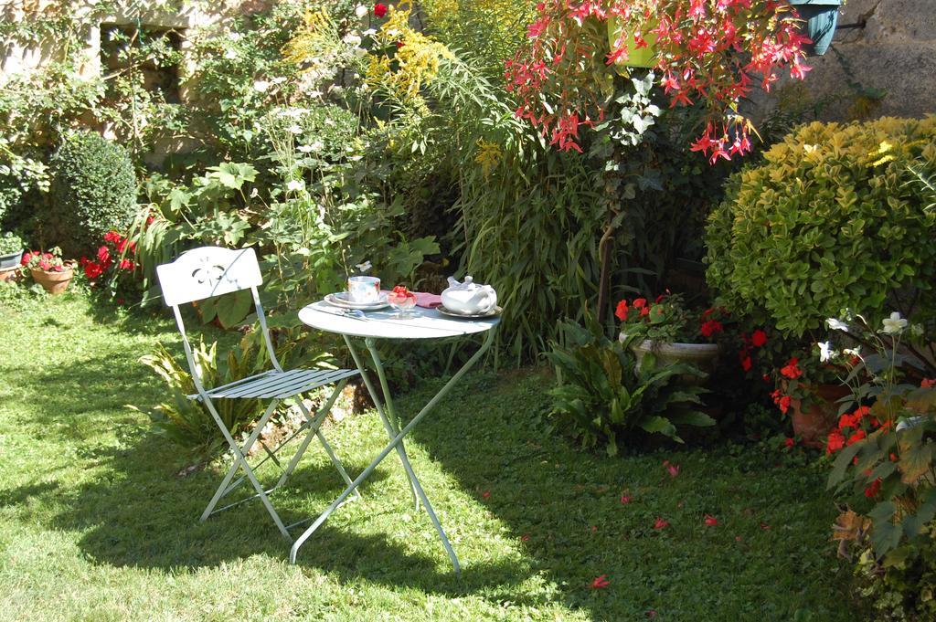 Jardins Secrets Bed and Breakfast Angulema Exterior foto